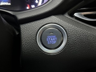 Hyundai i30 1.5 TGDI 48V N-Line DCT 118 kW (160 CV) Hyundai i30 1.5 TGDI 48V N-Line DCT 118 kW (160 CV)