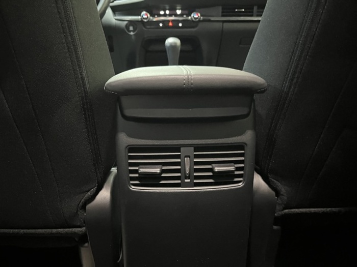 MazdaCX-30 2.0 Skyactiv-G Evolution 2WD 90 kW (122 CV) Vehículo usado en Barcelona - 12 MazdaCX-30 2.0 Skyactiv-G Evolution 2WD 90 kW (122 CV) Vehículo usado en Barcelona - 12