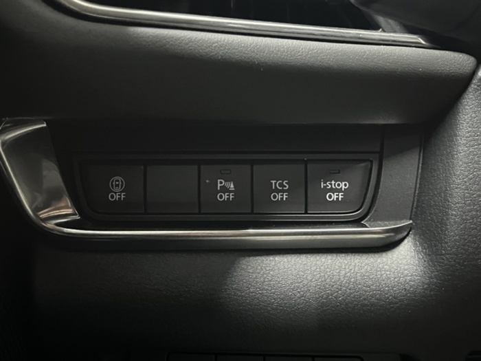 MazdaCX-30 2.0 Skyactiv-G Evolution 2WD 90 kW (122 CV) Vehículo usado en Barcelona - 16 MazdaCX-30 2.0 Skyactiv-G Evolution 2WD 90 kW (122 CV) Vehículo usado en Barcelona - 16