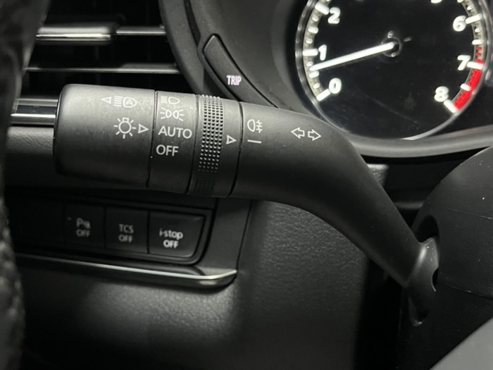 MazdaCX-30 2.0 Skyactiv-G Evolution 2WD 90 kW (122 CV) Vehículo usado en Barcelona - 17 MazdaCX-30 2.0 Skyactiv-G Evolution 2WD 90 kW (122 CV) Vehículo usado en Barcelona - 17