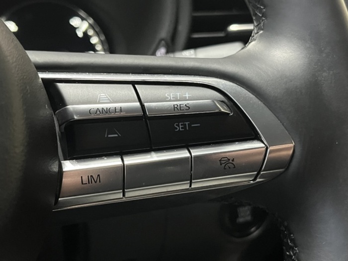 MazdaCX-30 2.0 Skyactiv-G Evolution 2WD 90 kW (122 CV) Vehículo usado en Barcelona - 23 MazdaCX-30 2.0 Skyactiv-G Evolution 2WD 90 kW (122 CV) Vehículo usado en Barcelona - 23