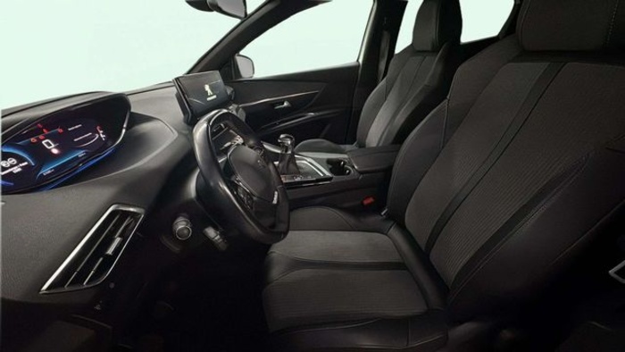 Peugeot3008 PureTech 130 S&S Active Pack 96 kW (130 CV) Vehículo usado en Barcelona - 8 Peugeot3008 PureTech 130 S&S Active Pack 96 kW (130 CV) Vehículo usado en Barcelona - 8