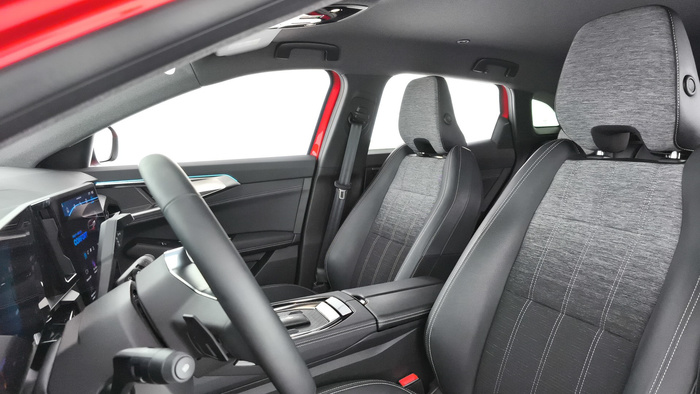 Renault Austral Techno Mild Hybrid Auto 116 kW (158 CV) - 17 Renault Austral Techno Mild Hybrid Auto 116 kW (158 CV) - 17