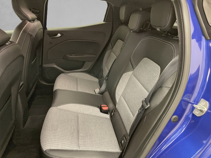 Renault Clio Techno TCe 66 kW (90 CV) - 12 Renault Clio Techno TCe 66 kW (90 CV) - 12