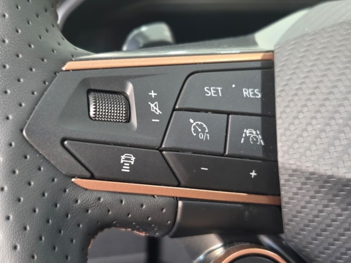 CUPRAFormentor 1.5 TSI e-Hybrid VZ Extreme DSG 200 kW (272 CV) Vehículo usado en Barcelona - 17 CUPRAFormentor 1.5 TSI e-Hybrid VZ Extreme DSG 200 kW (272 CV) Vehículo usado en Barcelona - 17