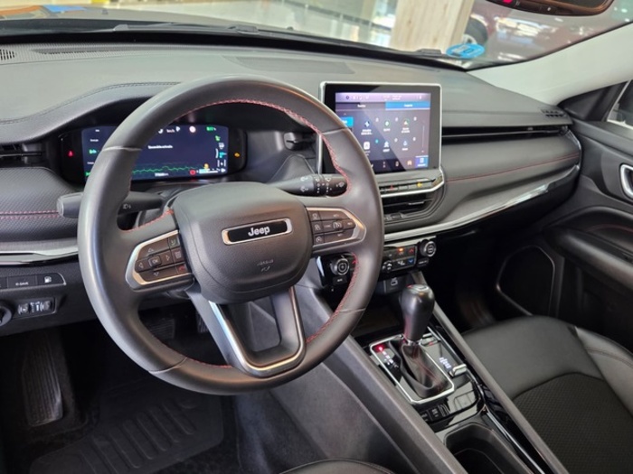 JeepCompass 1.3 PHEV Trailhawk AWD AT 177 kW (240 CV) Vehículo usado en Barcelona - 18 JeepCompass 1.3 PHEV Trailhawk AWD AT 177 kW (240 CV) Vehículo usado en Barcelona - 18