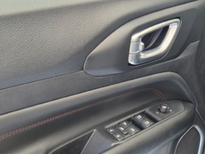 Jeep Compass 1.3 PHEV Trailhawk AWD AT 177 kW (240 CV) Jeep Compass 1.3 PHEV Trailhawk AWD AT 177 kW (240 CV)