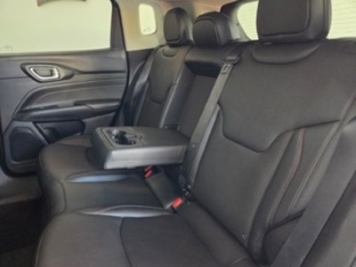 Jeep Compass 1.3 PHEV Trailhawk AWD AT 177 kW (240 CV) Jeep Compass 1.3 PHEV Trailhawk AWD AT 177 kW (240 CV)