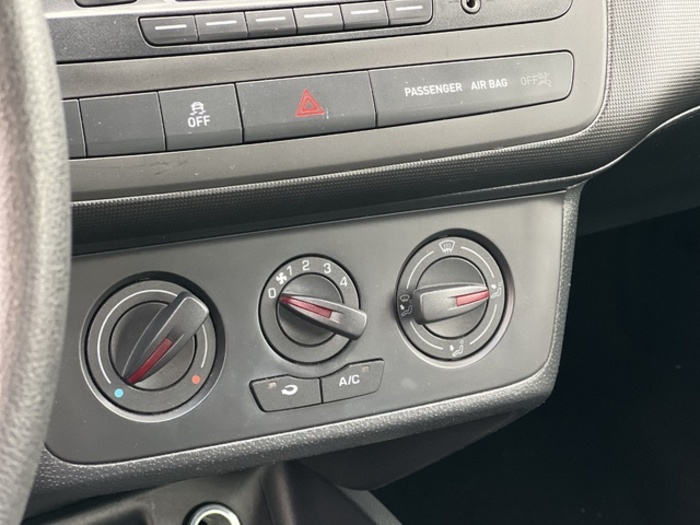 SEATIbiza 1.2 TSI Style Connect 66 kW (90 CV) Vehículo usado en Barcelona - 20 SEATIbiza 1.2 TSI Style Connect 66 kW (90 CV) Vehículo usado en Barcelona - 20