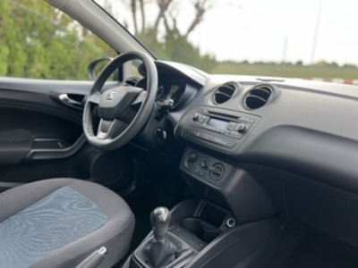 SEAT Ibiza 1.2 TSI Style Connect 66 kW (90 CV) SEAT Ibiza 1.2 TSI Style Connect 66 kW (90 CV)
