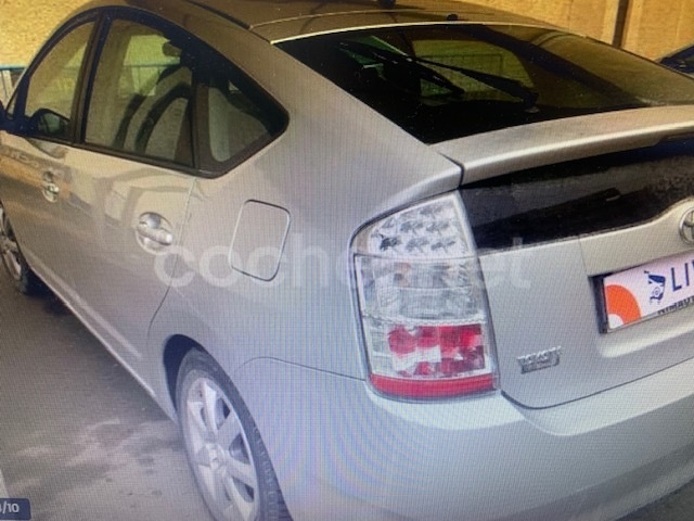 ToyotaPrius 1.5 VVT-I HSD HYBRID SOL 82 kW (112 CV) Vehículo usado en Barcelona - 4