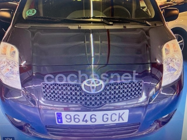 ToyotaYaris 1.3 VVT-i Sol 64 kW (87 CV) Vehículo usado en Barcelona - 2