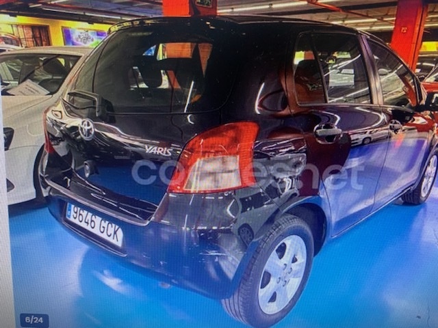 ToyotaYaris 1.3 VVT-i Sol 64 kW (87 CV) Vehículo usado en Barcelona - 5