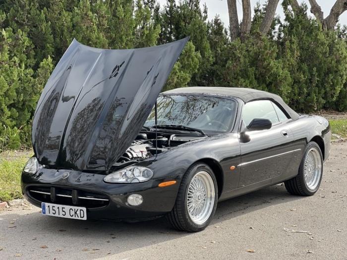 JaguarXK 4.0 Convertible XK8 216 kW (290 CV) Vehículo usado en Barcelona - 8 JaguarXK 4.0 Convertible XK8 216 kW (290 CV) Vehículo usado en Barcelona - 8