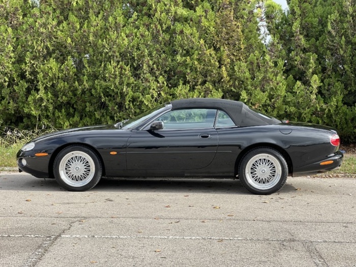 JaguarXK 4.0 Convertible XK8 216 kW (290 CV) Vehículo usado en Barcelona - 12 JaguarXK 4.0 Convertible XK8 216 kW (290 CV) Vehículo usado en Barcelona - 12