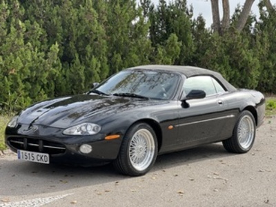 Jaguar XK 4.0 Convertible XK8 216 kW (290 CV) Jaguar XK 4.0 Convertible XK8 216 kW (290 CV)