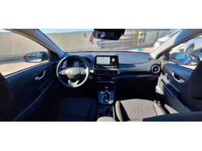 Hyundai Kona 1.6 GDI HEV Maxx DCT 104 kW (141 CV) Hyundai Kona 1.6 GDI HEV Maxx DCT 104 kW (141 CV)