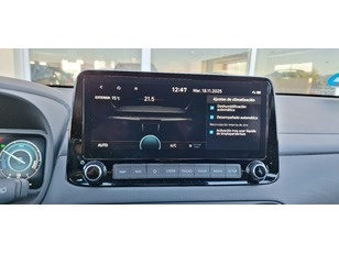 Hyundai Kona 1.6 GDI HEV Maxx DCT 104 kW (141 CV)