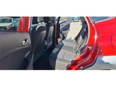 Hyundai Kona 1.6 GDI HEV Maxx DCT 104 kW (141 CV) Hyundai Kona 1.6 GDI HEV Maxx DCT 104 kW (141 CV)