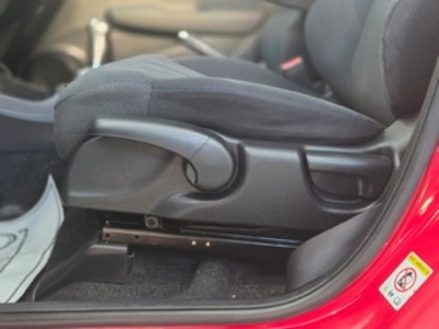 Honda Jazz 1.4 i-VTEC Executive i-Shift 74 kW (100 CV) Honda Jazz 1.4 i-VTEC Executive i-Shift 74 kW (100 CV)