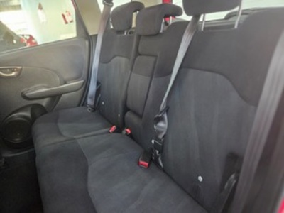 Honda Jazz 1.4 i-VTEC Executive i-Shift 74 kW (100 CV) Honda Jazz 1.4 i-VTEC Executive i-Shift 74 kW (100 CV)