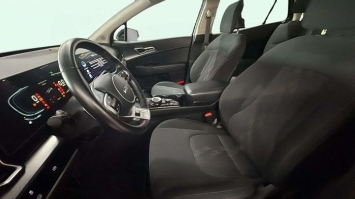 KiaSportage 1.6 T-GDi HEV Drive 4x2 158 kW (215 CV) Vehículo usado en Barcelona - 9 KiaSportage 1.6 T-GDi HEV Drive 4x2 158 kW (215 CV) Vehículo usado en Barcelona - 9