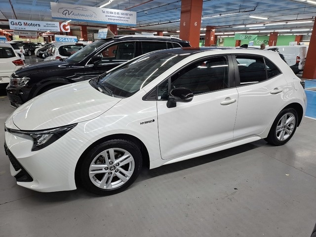 ToyotaCorolla 1.8 125 Híbrido Active Tech E-CVT 90 kW (122 CV) Vehículo usado en Barcelona - 4