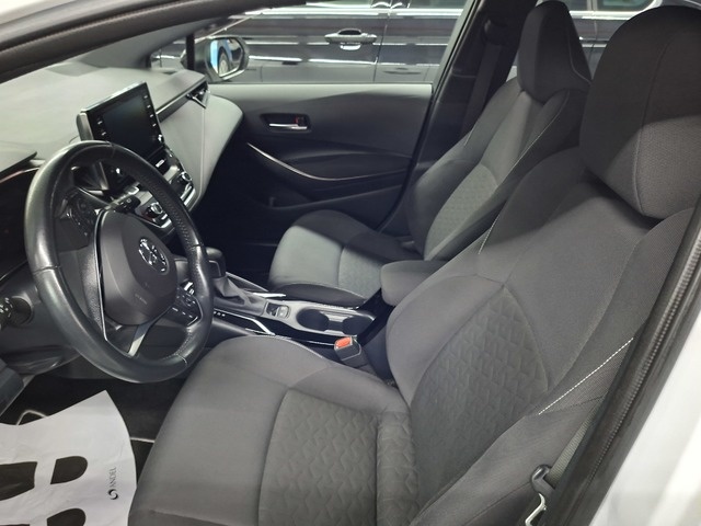 ToyotaCorolla 1.8 125 Híbrido Active Tech E-CVT 90 kW (122 CV) Vehículo usado en Barcelona - 10