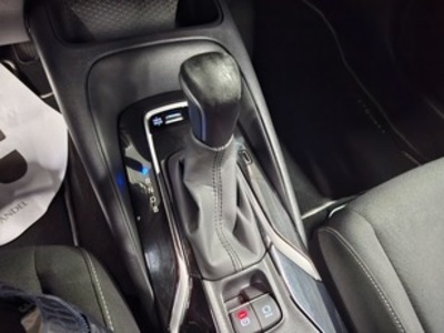 Toyota Corolla 1.8 125 Híbrido Active Tech E-CVT 90 kW (122 CV) Toyota Corolla 1.8 125 Híbrido Active Tech E-CVT 90 kW (122 CV)