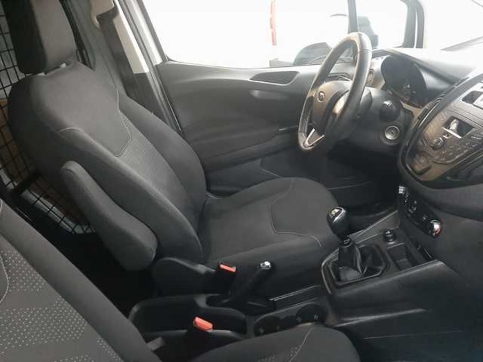 FordTransit Courier Furgon 1.5 TDCI Ambiente 56 kW (75 CV) Vehículo usado en Barcelona - 5 FordTransit Courier Furgon 1.5 TDCI Ambiente 56 kW (75 CV) Vehículo usado en Barcelona - 5