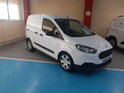 Ford Transit Courier Furgon 1.5 TDCI Ambiente 56 kW (75 CV) Ford Transit Courier Furgon 1.5 TDCI Ambiente 56 kW (75 CV)