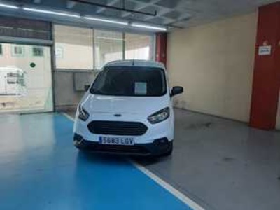 Ford Transit Courier Furgon 1.5 TDCI Ambiente 56 kW (75 CV) Ford Transit Courier Furgon 1.5 TDCI Ambiente 56 kW (75 CV)
