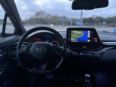 Toyota C-HR 1.8 125H Limited Edition 90 kW (122 CV) Toyota C-HR 1.8 125H Limited Edition 90 kW (122 CV)