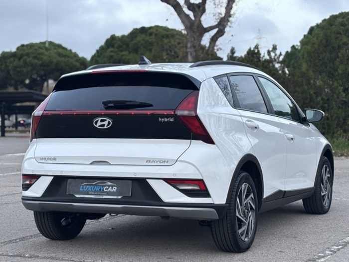 HyundaiBayon 1.0 TGDI 48V Tecno 74 kW (100 CV) Vehículo usado en Barcelona - 4 HyundaiBayon 1.0 TGDI 48V Tecno 74 kW (100 CV) Vehículo usado en Barcelona - 4
