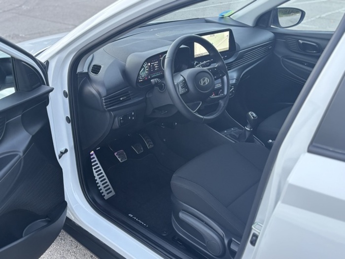 HyundaiBayon 1.0 TGDI 48V Tecno 74 kW (100 CV) Vehículo usado en Barcelona - 7 HyundaiBayon 1.0 TGDI 48V Tecno 74 kW (100 CV) Vehículo usado en Barcelona - 7