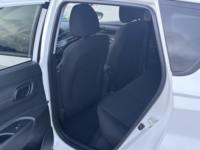 HyundaiBayon 1.0 TGDI 48V Tecno 74 kW (100 CV) Vehículo usado en Barcelona - 9