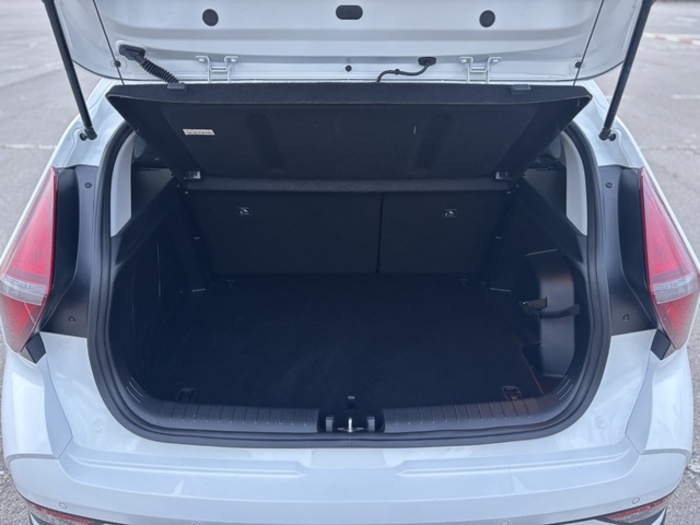 HyundaiBayon 1.0 TGDI 48V Tecno 74 kW (100 CV) Vehículo usado en Barcelona - 17 HyundaiBayon 1.0 TGDI 48V Tecno 74 kW (100 CV) Vehículo usado en Barcelona - 17