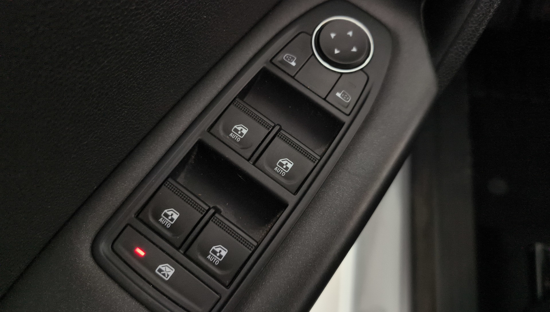 Renault Captur Intens TCe GLP 74 kW (100 CV) - 23