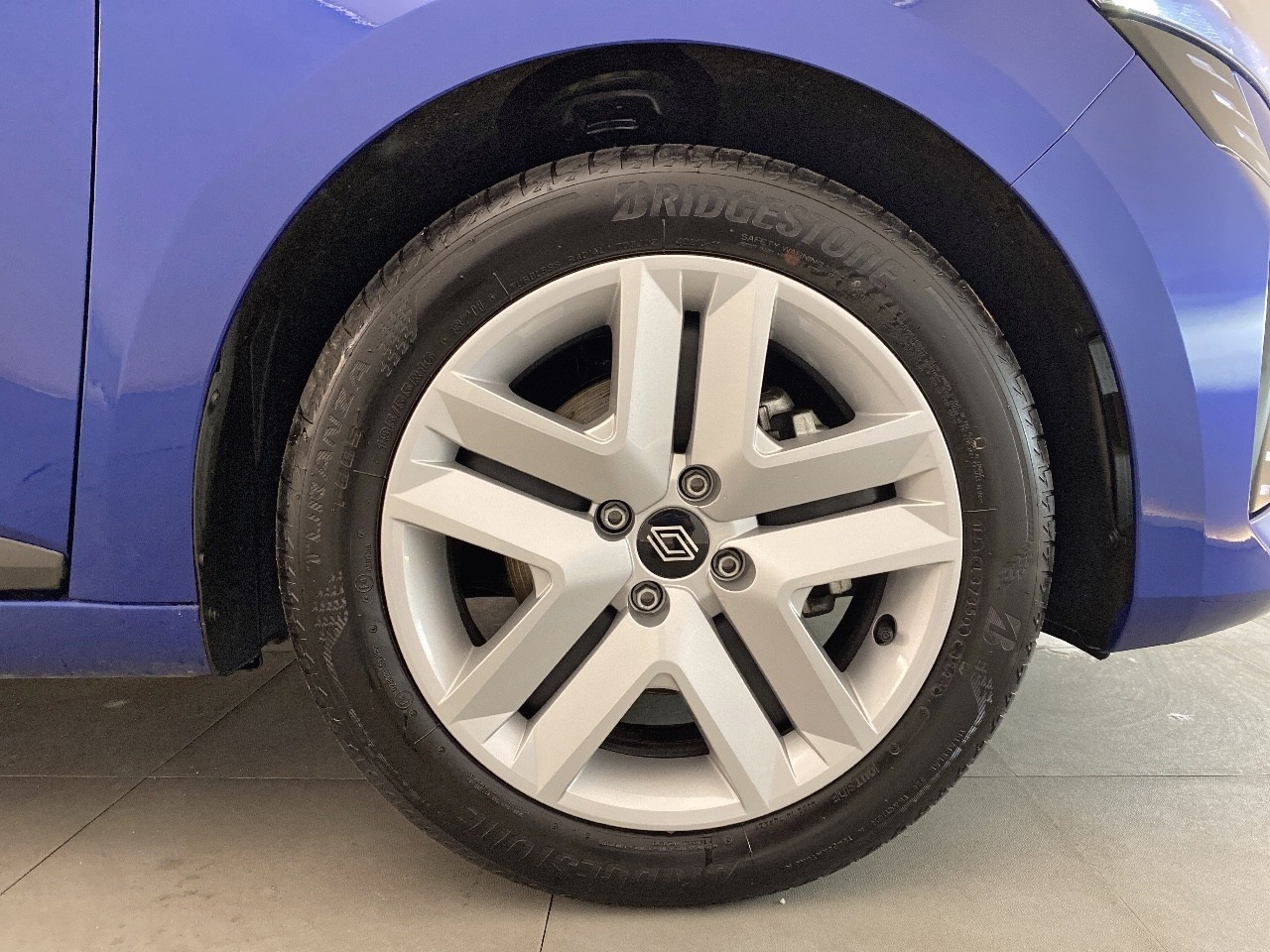 Renault Clio Evolution E-Tech full hybrid 145 105 kW (143 CV) - 4