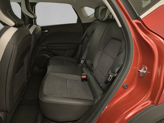 Renault Captur Zen TCe 66 kW (90 CV) - 12 Renault Captur Zen TCe 66 kW (90 CV) - 12