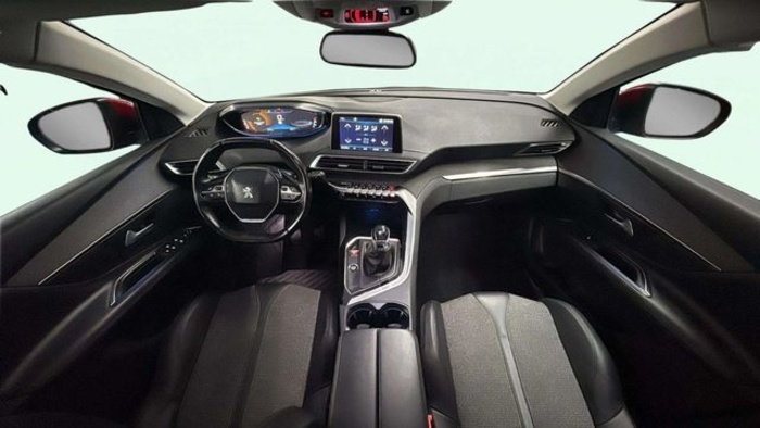 Peugeot3008 PureTech 130 S&S Active 96 kW (130 CV) Vehículo usado en Barcelona - 10 Peugeot3008 PureTech 130 S&S Active 96 kW (130 CV) Vehículo usado en Barcelona - 10