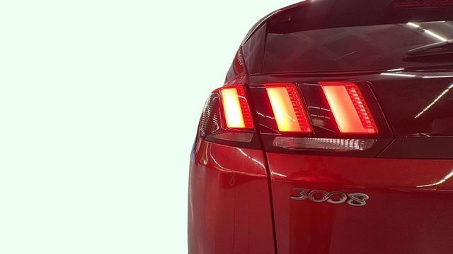 Peugeot3008 PureTech 130 S&S Active 96 kW (130 CV) Vehículo usado en Barcelona - 23