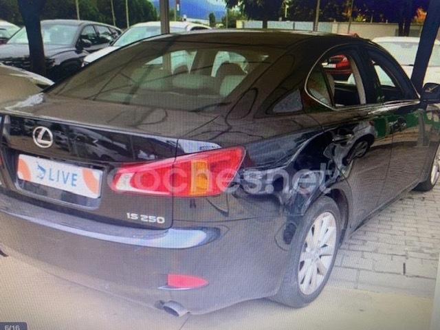 LexusIS 250 Automático Luxury Multimedia 153 kW (208 CV) Vehículo usado en Barcelona - 4