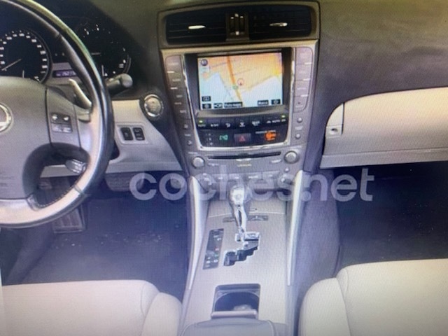 LexusIS 250 Automático Luxury Multimedia 153 kW (208 CV) Vehículo usado en Barcelona - 5