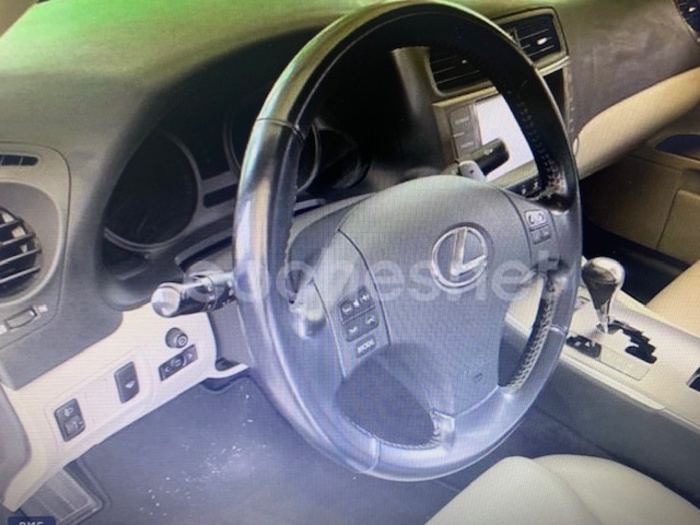 LexusIS 250 Automático Luxury Multimedia 153 kW (208 CV) Vehículo usado en Barcelona - 6 LexusIS 250 Automático Luxury Multimedia 153 kW (208 CV) Vehículo usado en Barcelona - 6