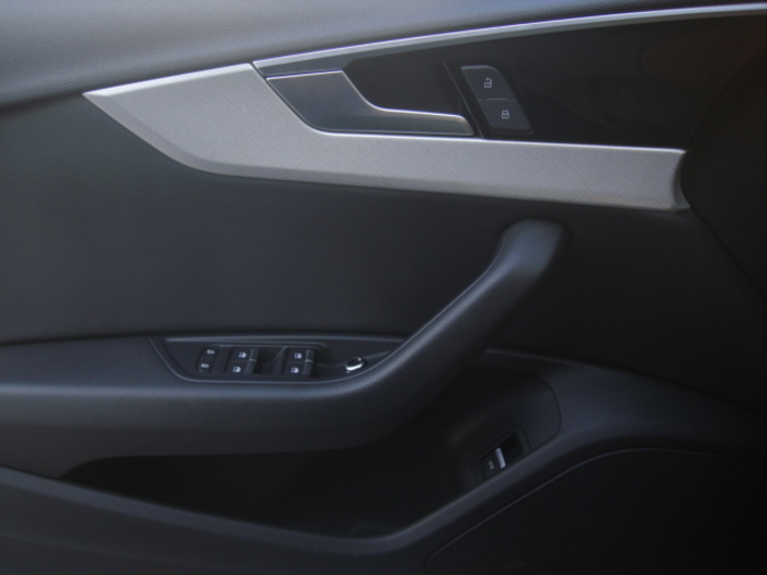 AudiA4 Allroad 45 TFSI quattro 195 kW (265 CV) S tronic Vehículo usado en Barcelona - 31 AudiA4 Allroad 45 TFSI quattro 195 kW (265 CV) S tronic Vehículo usado en Barcelona - 31