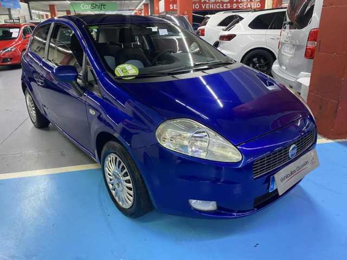 FiatGrande Punto 1.4 Active 57 kW (77 CV) Vehículo usado en Barcelona - 6 FiatGrande Punto 1.4 Active 57 kW (77 CV) Vehículo usado en Barcelona - 6