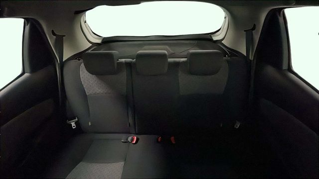 ToyotaYaris 100 Active MultiDrive 73 kW (99 CV) Vehículo usado en Barcelona - 8