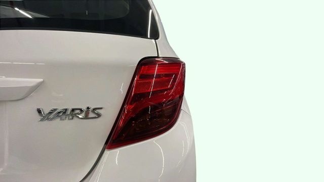 ToyotaYaris 100 Active MultiDrive 73 kW (99 CV) Vehículo usado en Barcelona - 18