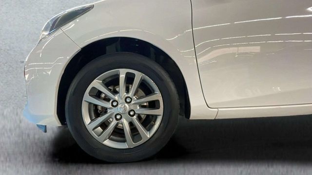 ToyotaYaris 100 Active MultiDrive 73 kW (99 CV) Vehículo usado en Barcelona - 19